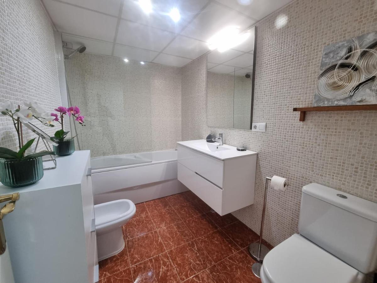 Apartamento Centro Y Playa Torremolinos Luaran gambar